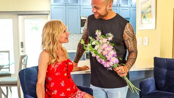 Blonde MILF Bella Bare’s Belated Mother’s Day Gift